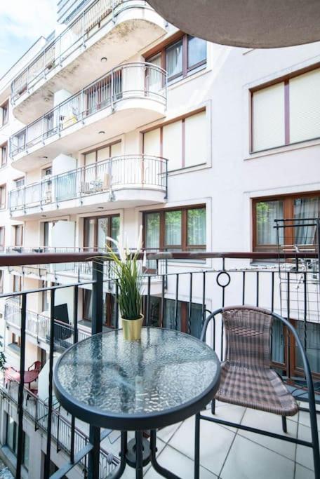 Free Parking! Soho Budapest 304, 4 Ppl, Ac, Fast Wifi, Smart Tv Exterior foto